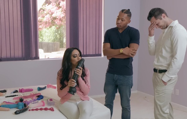 Что если твоя мать полностью озабоченна членом?